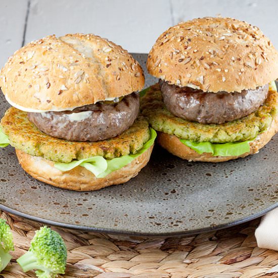Broccoli and Beef Burgers - Recipe photo by ohmydish