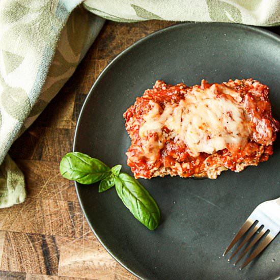 Best Lasagna with Meat Sauce - Recipe photo by the food blog