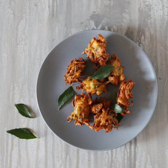 Onion Bhajis/Pakodas - Recipe photo by rekhavengalil