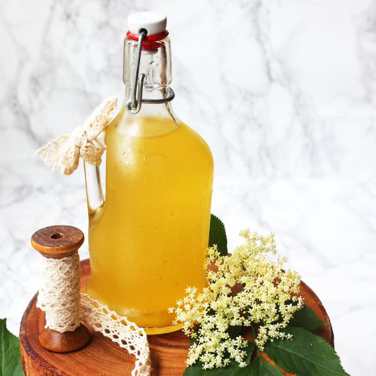 Elderflower Cordial - Recipe photo by SupperintheSuburbsN14