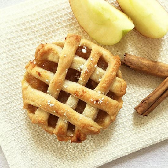Mini Vegan Apple Pies - Recipe photo by mygorgeousrecipes