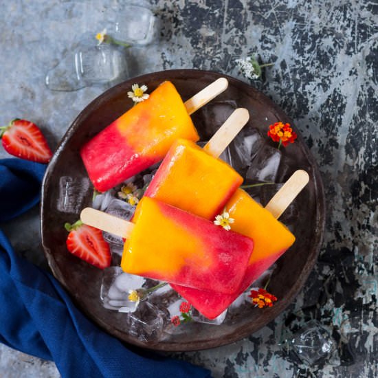 Strawberry Mango Popsicle - Recipe photo by currytrail