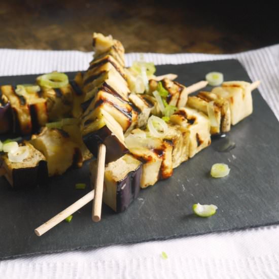 Aubergine Halloumi Skewers - Recipe photo by foodidies