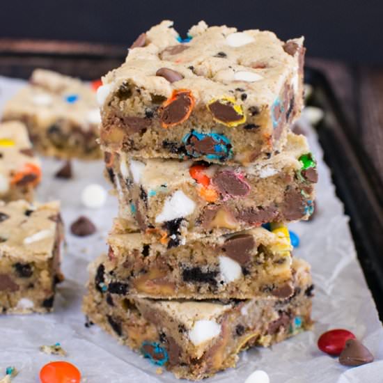 Loaded Blonde Brownies - Recipe photo by BruCrewLife
