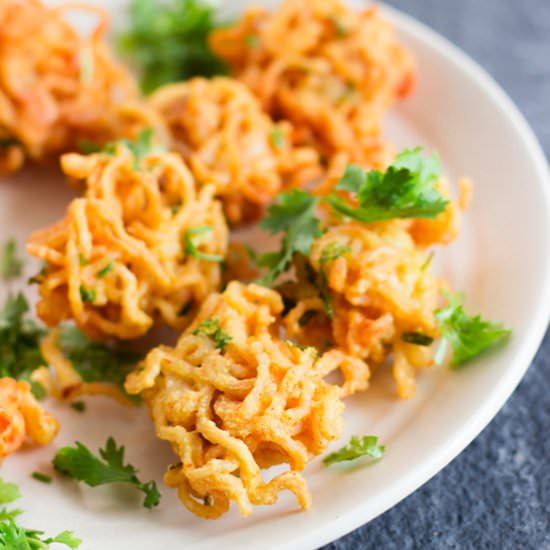 Instant Noodle Fritter - Recipe photo by onetsp