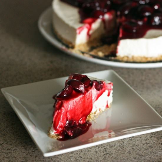 Almost No-Bake Cherry Cheesecake - Recipe photo by 30 Pounds of Apples