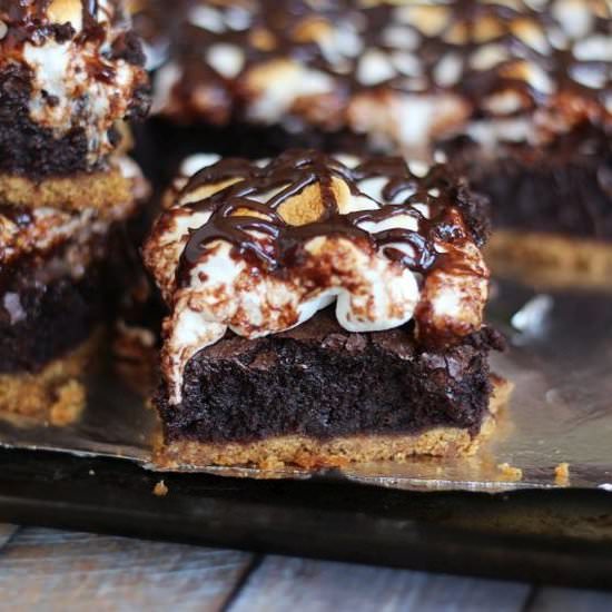 Ultimate Fudgy S'mores Brownies - Recipe photo by thegoldlininggirl