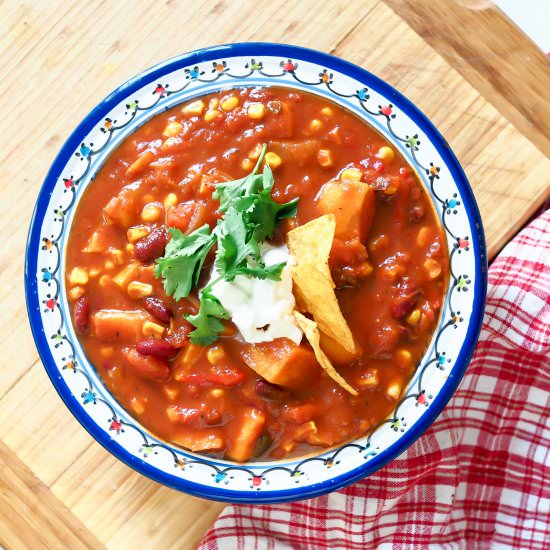 Vegan Sweet Potato Chili - Recipe photo by Samieze