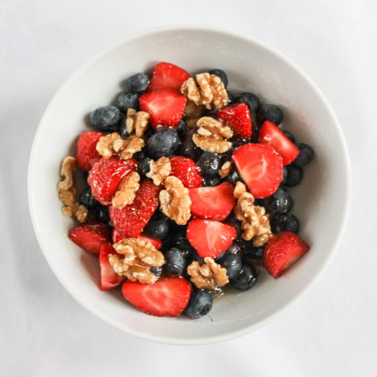 Skyr Breakfast Bowl - Recipe photo by EatLikeYouLoveYourself