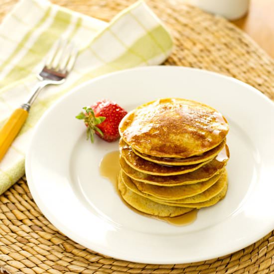 EASY BANANA PANCAKES - Recipe photo by Cook Eat Well