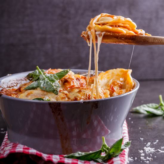 Cheese & Tomato Baked Ravioli - Recipe photo by Simply Delicious