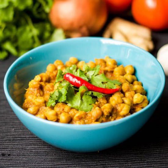 Spicy Indian Chickpeas - Recipe photo by HappyGut