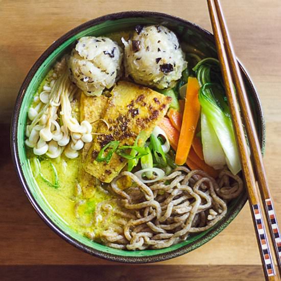 Coconut Curry Ramen Noodle Soup - Recipe photo by veganlovlie