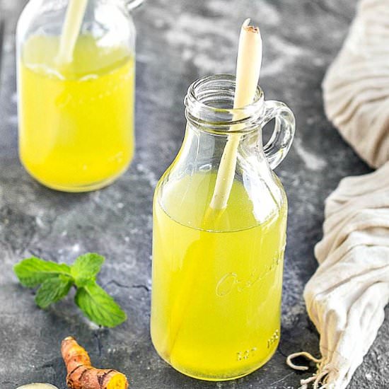 Ginger Turmeric Lemonade - Recipe photo by as easy as apple pie