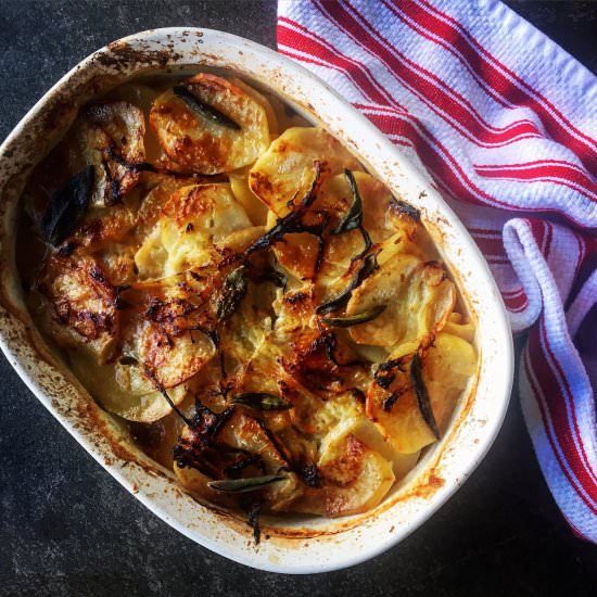 Boulangère Potatoes - Recipe photo by masappetit