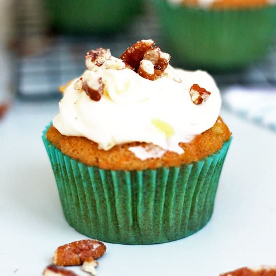 Pineapple Carrot Cake Cupcakes - Recipe photo by diycandy
