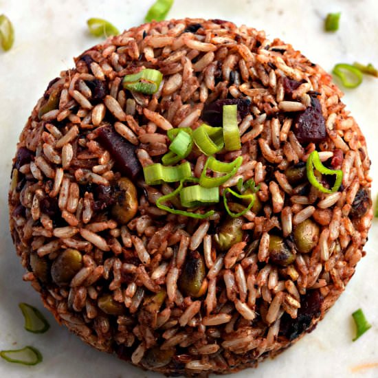 Beetroot & Edamame Fried Rice - Recipe photo by Cookilicious