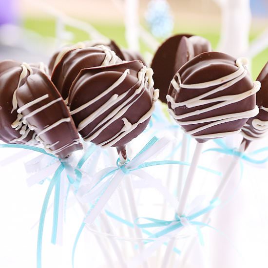 Chocolate Covered Oreo Pops - Recipe photo by The Slow Roasted Italian