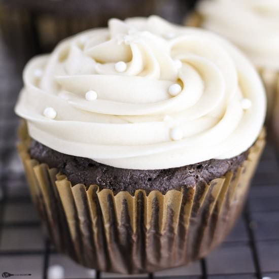 Healthier Chocolate Cupcakes - Recipe photo by veggiebalance