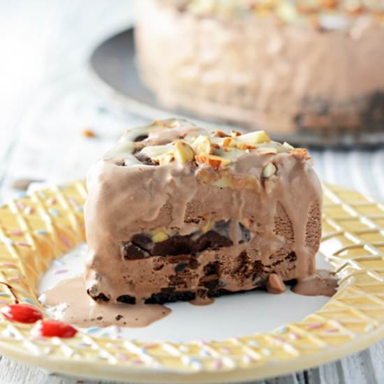 Rocky Road Sundae Pie - Recipe photo by TheCakeChica