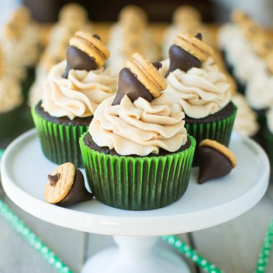 Chocolate Peanut Butter Cupcakes - Recipe photo by A baJillian Recipes