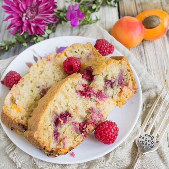 Raspberry Apricot Bread - Recipe photo by cookingwithawallflower