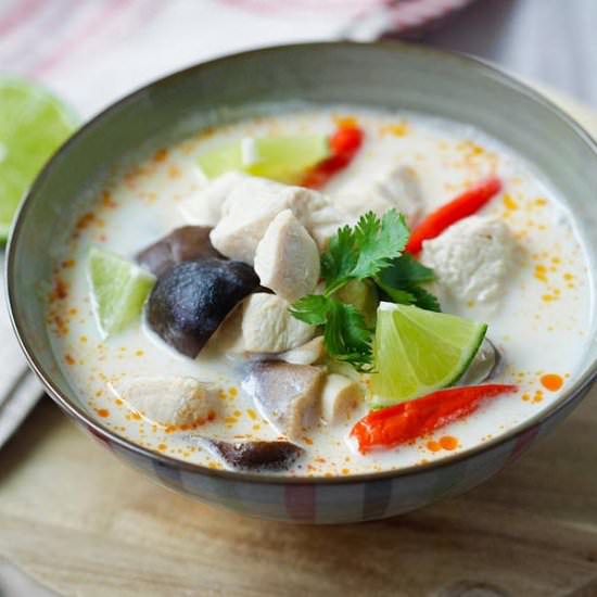 Thai Coconut Chicken Soup - Recipe photo by rasamalaysia