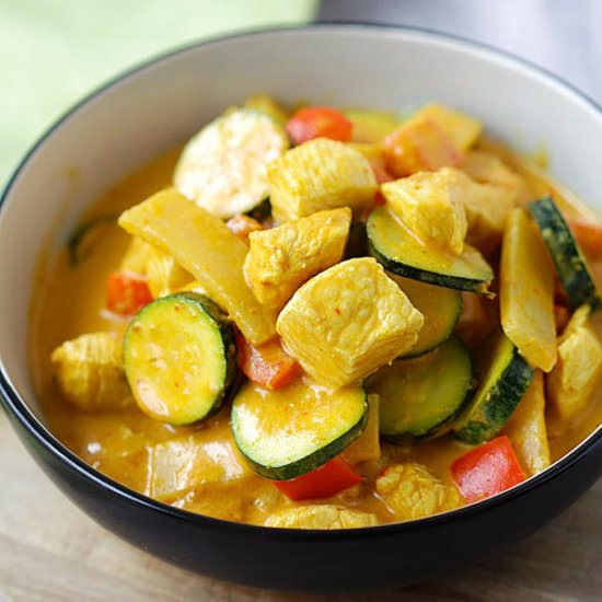 Thai Yellow Curry - Recipe photo by rasamalaysia