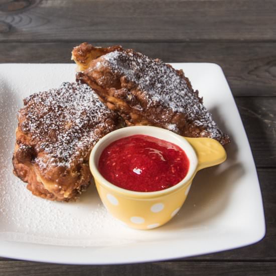 Blue Bayou Monte Cristo Sandwiches - Recipe photo by houseofnasheats