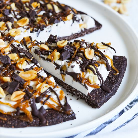 Chocolate Caramel Ice Cream Pizza - Recipe photo by Natural Girl Modern World