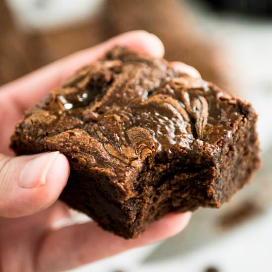 Cold Brew Coffee Brownies - Recipe photo by platedcravings
