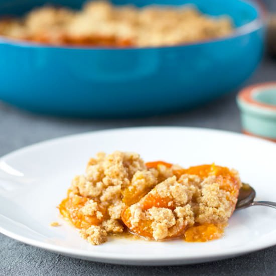 Apricot-Semolina Crumble - Recipe photo by einepriselecker