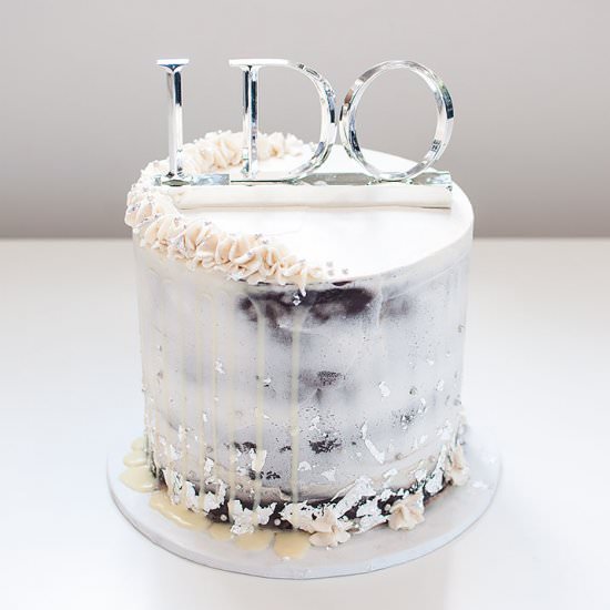 Modern Wedding Cake - Recipe photo by chickytreats