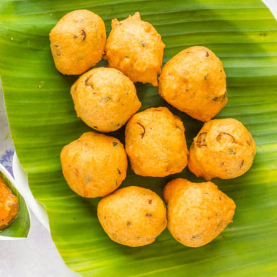 Mysore Bonda, Mysore Bajji - Recipe photo by KaliMirchbysmita
