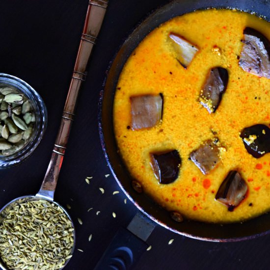 Kashmiri Dahi Baingan - Recipe photo by Cookilicious