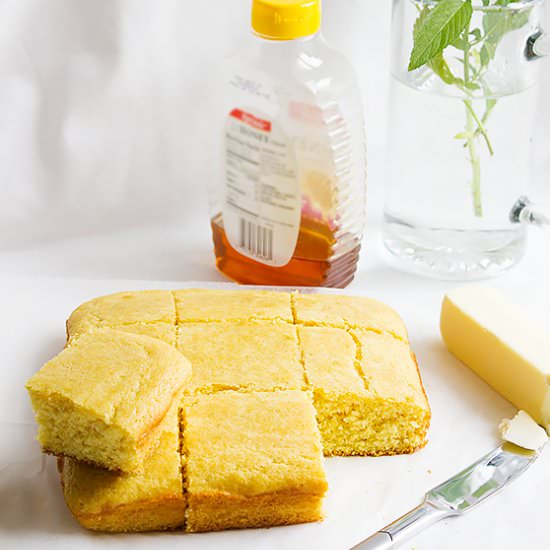 Moist Sweet Cornbread - Recipe photo by MunatyCooking