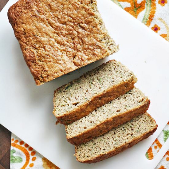 The Best Zucchini Bread - Recipe photo by diycandy