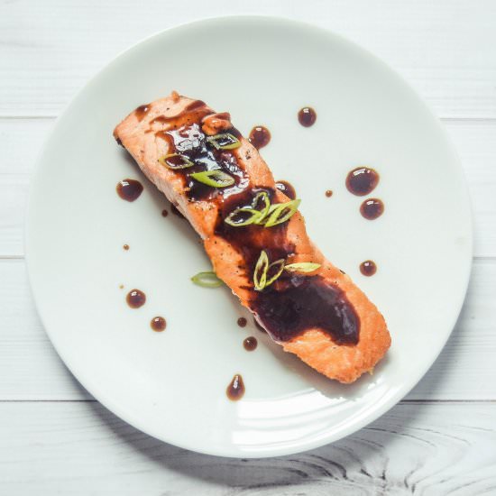 Salmon with soy and black vinegar - Recipe photo by svarthjarta