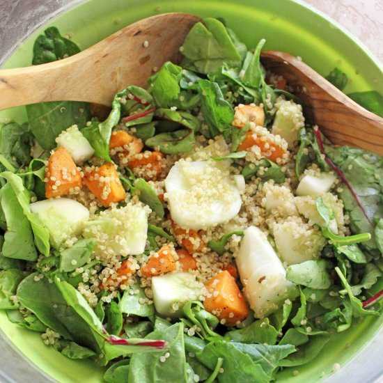 Kale Salad with Quinoa - Recipe photo by MyCookingSpot