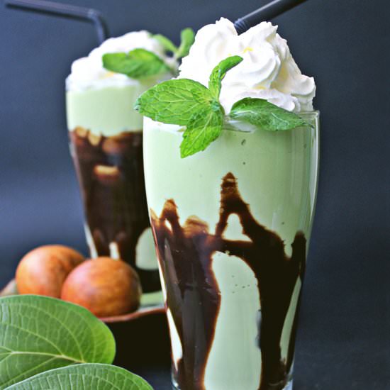 Avocado Shake - Recipe photo by featsoffeasts