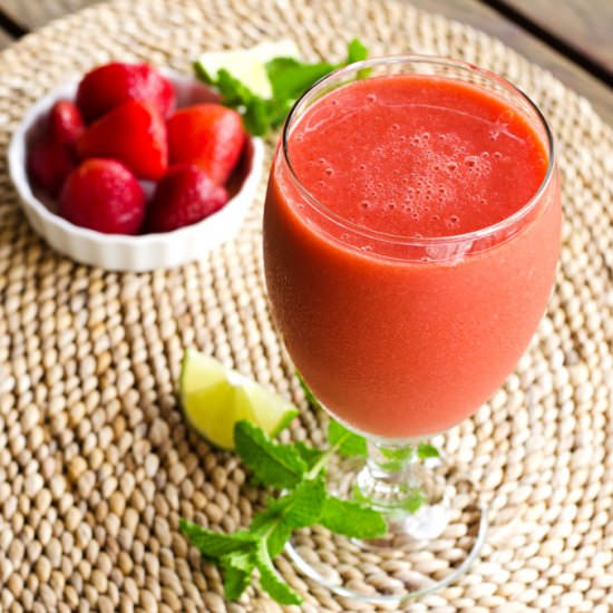 STRAWBERRY MOJITO SMOOTHIE - Recipe photo by Cook Eat Well