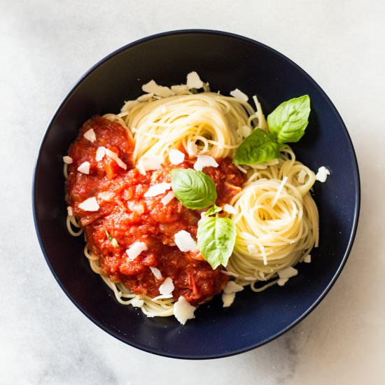 Roasted Garlic Tomato Sauce - Recipe photo by GreenHealthyCooking