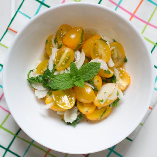 Tomate Mint Salad - Recipe photo by yellowgirl