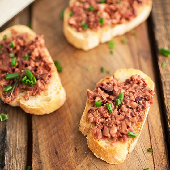 Kalamata Olive Tapenade on Crostini - Recipe photo by therusticfoodie