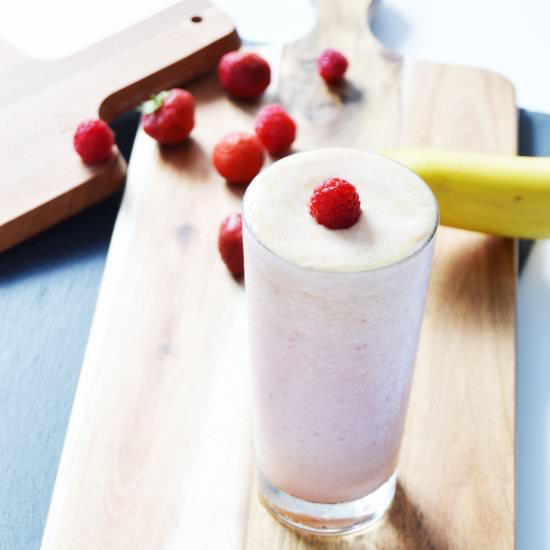 Strawberry Banana Smoothie - Recipe photo by elabellaworld