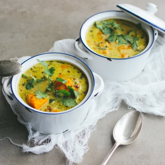 'Feel Better' Green Curry Soup - Recipe photo by the barefoot housewife