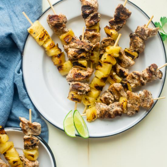 Whole30 Jerk Pineapple Chicken - Recipe photo by foodfaithfitness