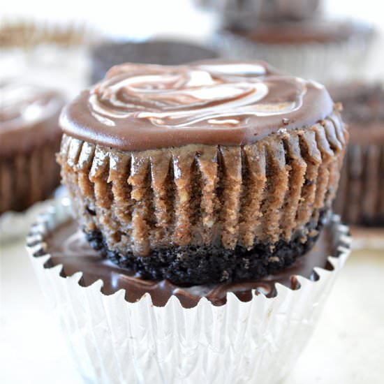 Oreo Cookie Butter Cheesecakes - Recipe photo by goodmorningcali