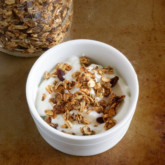 Oatmeal Raisin Granola - Recipe photo by Paulas Plate