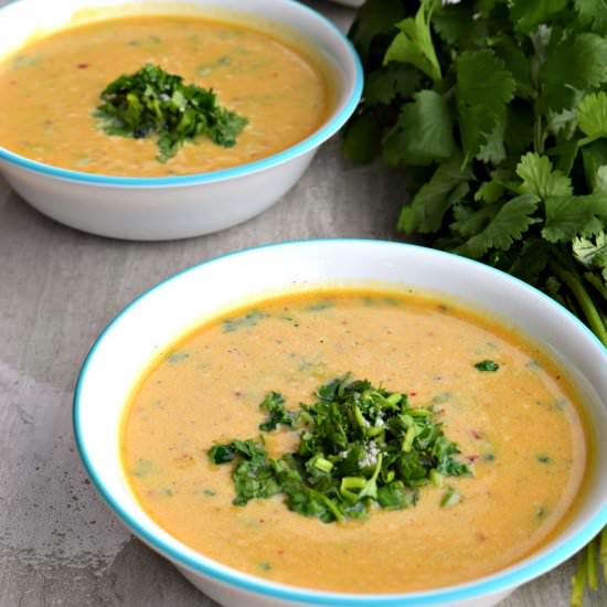 Roasted Butternut Squash Soup - Recipe photo by Cookilicious